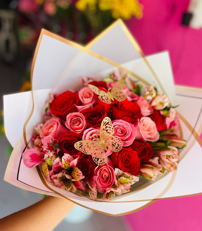 Rosas & mariposas
